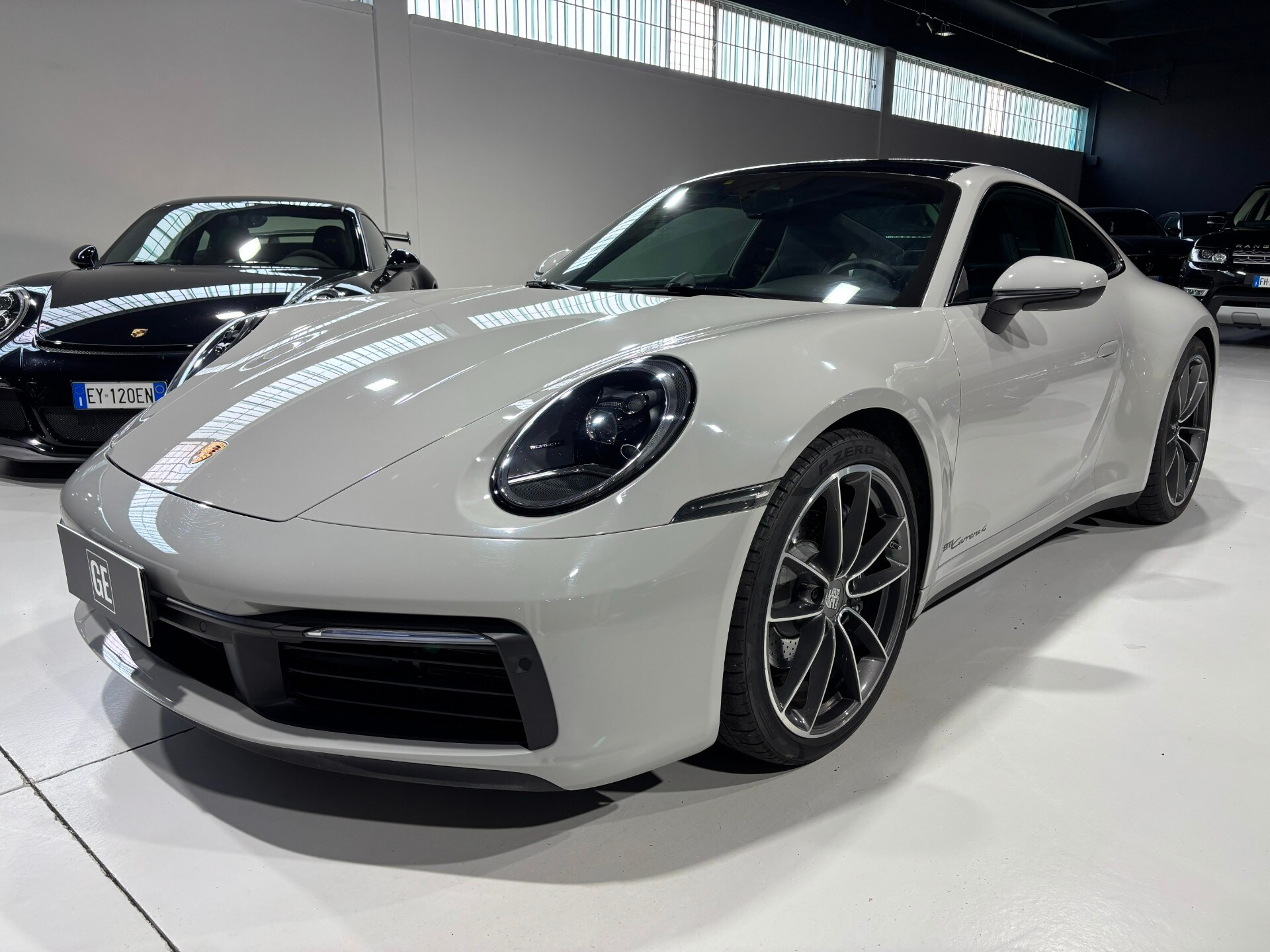 PORSCHE 911           (992)